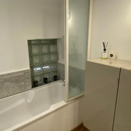 Centre Atypique En Duplex 85m2 Apartment